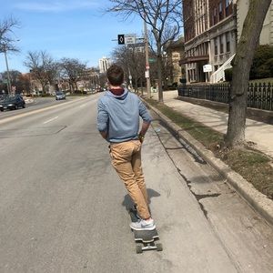 Meet your Posher, Bret